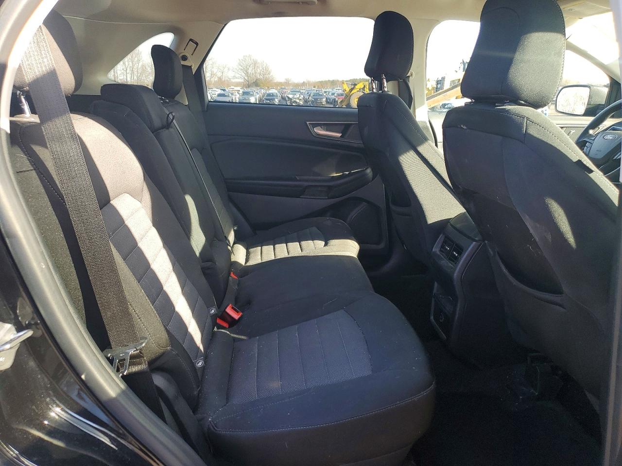2021 FORD EDGE SE photo 11