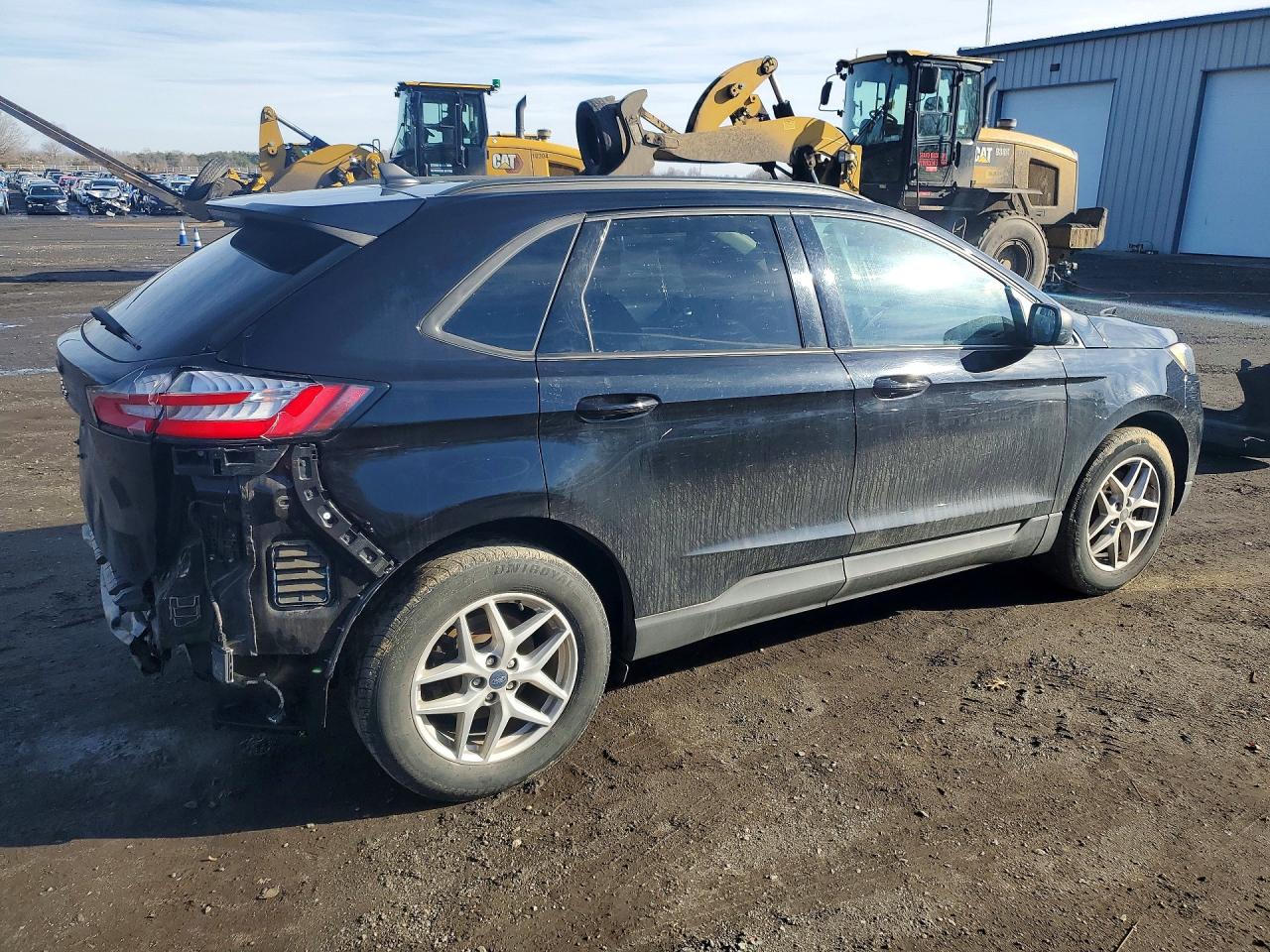 2021 FORD EDGE SE photo 3