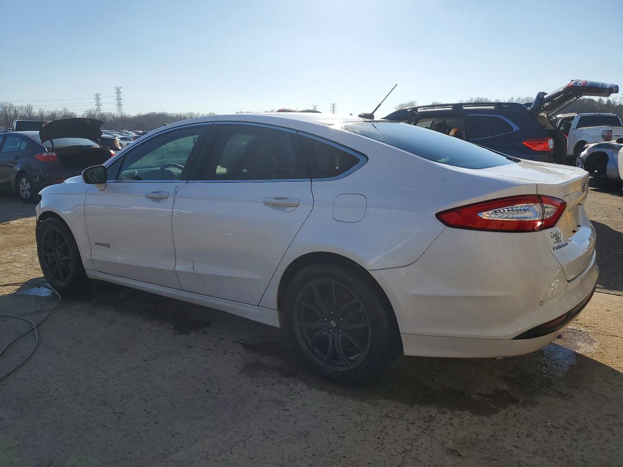 2014 FORD FUSION SE HYBRID photo 2