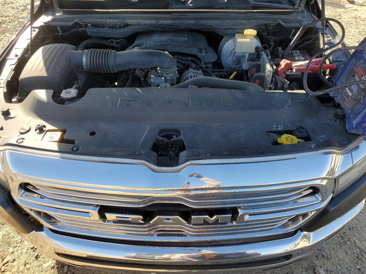 2019 RAM 1500 LARAMIE photo 21