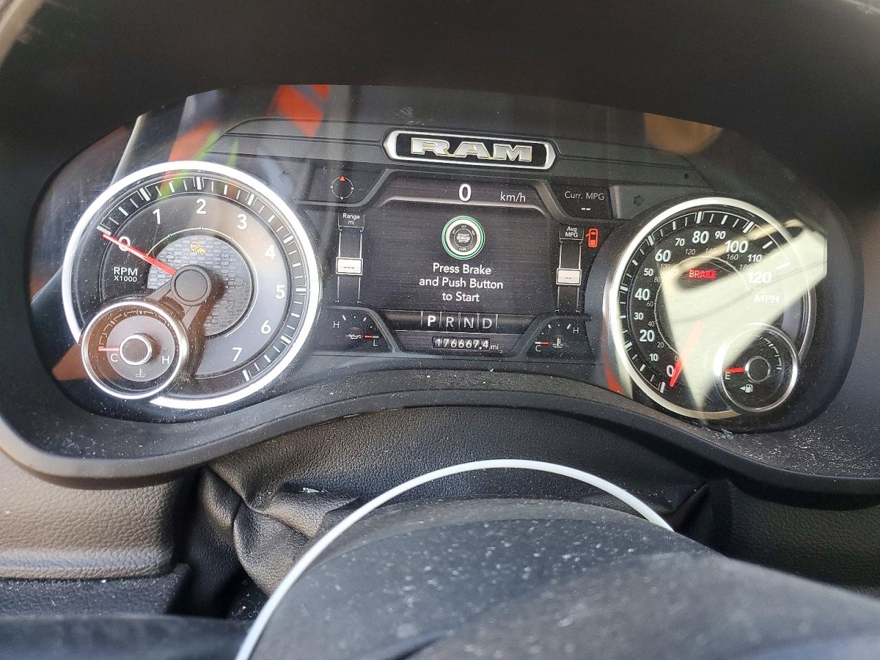 2019 RAM 1500 LARAMIE photo 17