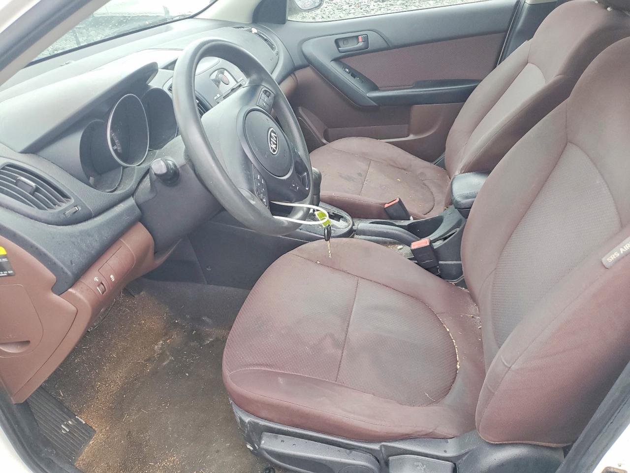 2010 KIA FORTE EX photo 13