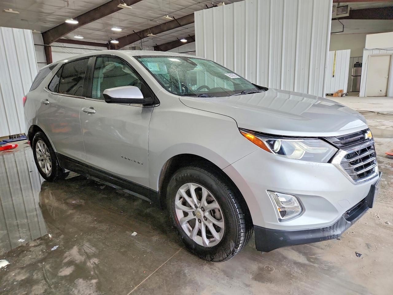 2021 CHEVROLET EQUINOX LT photo 4