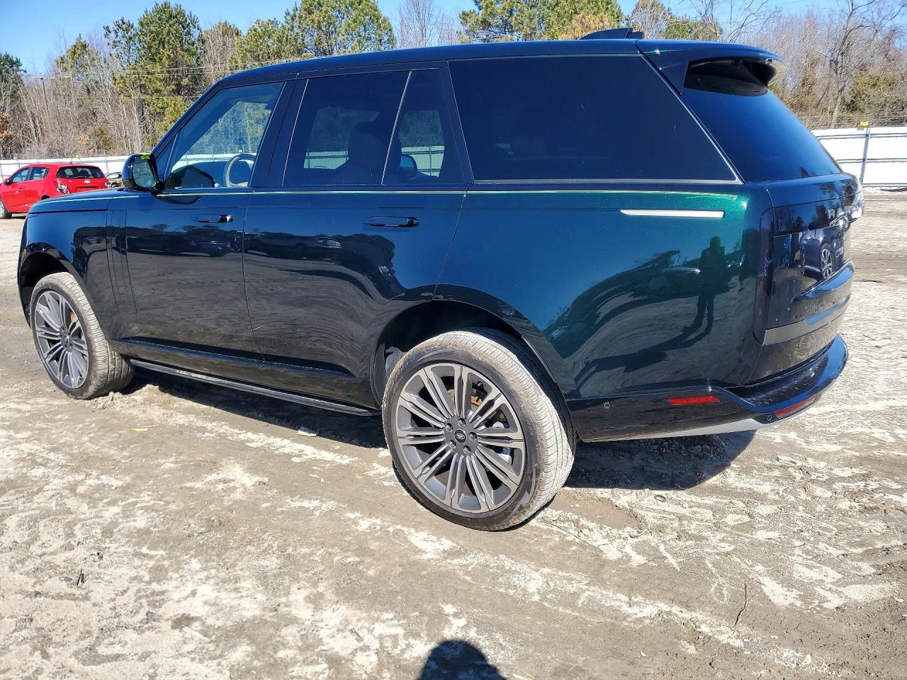 2024 LAND ROVER RANGE ROVER SE photo 4