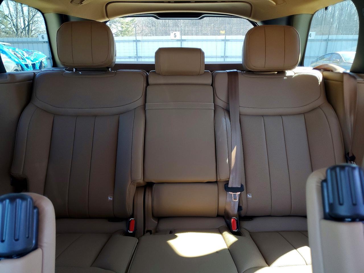 2024 LAND ROVER RANGE ROVER SE photo 28