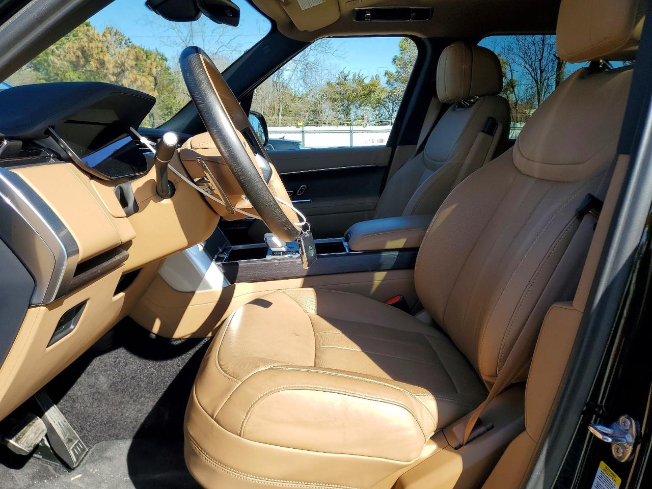 2024 LAND ROVER RANGE ROVER SE photo 19