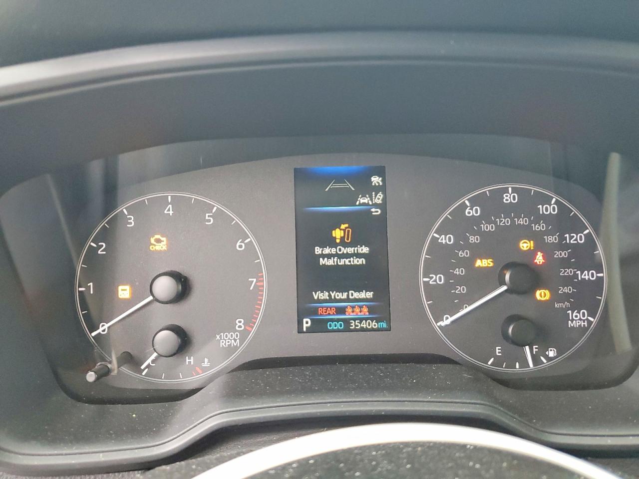 2024 TOYOTA COROLLA LE photo 17