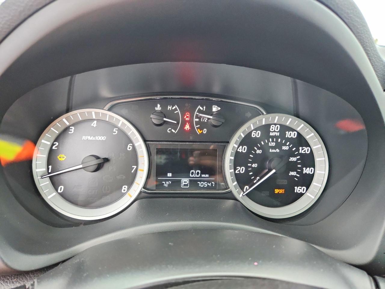2015 NISSAN SENTRA S photo 9
