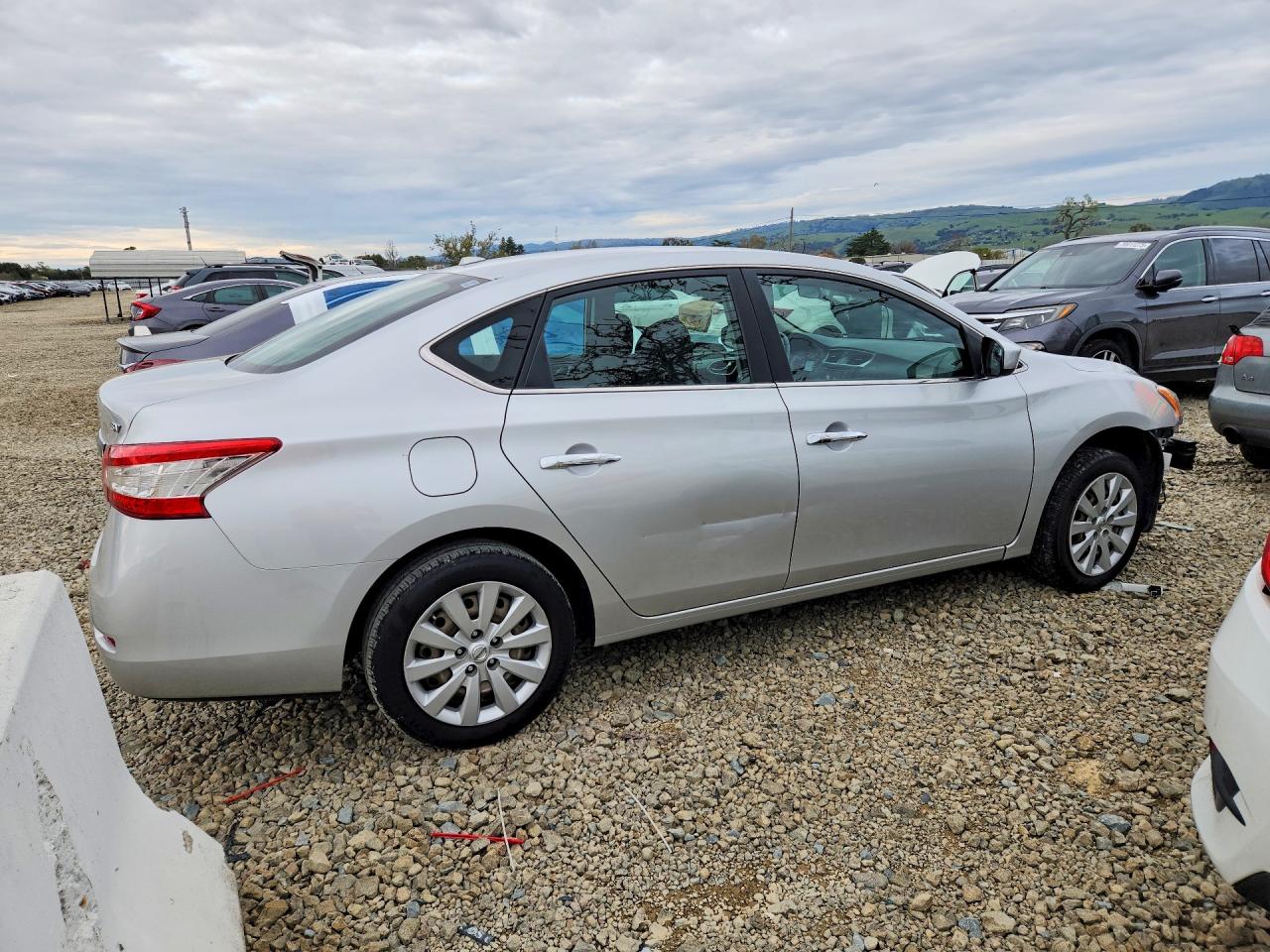 2015 NISSAN SENTRA S photo 3