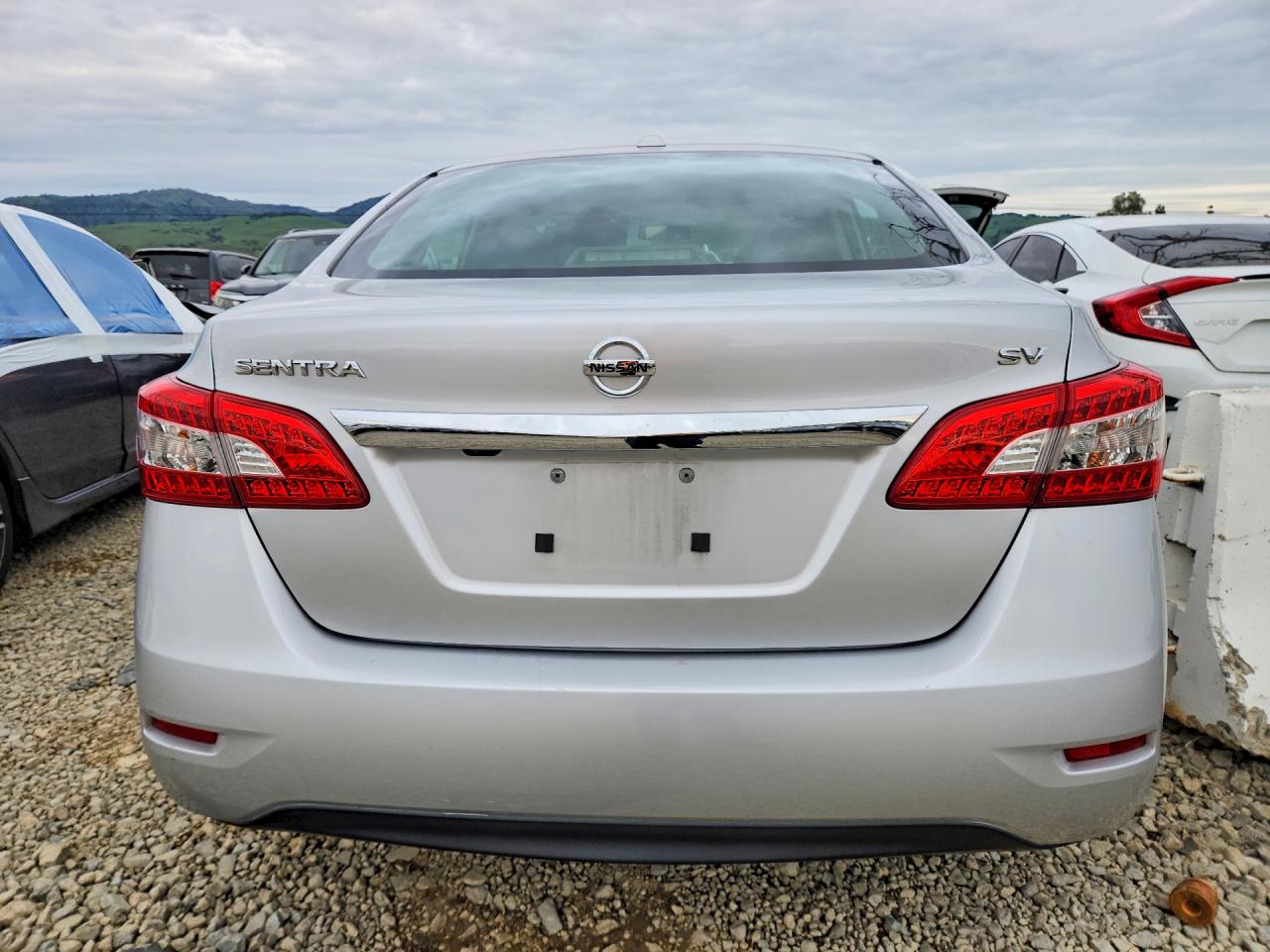 2015 NISSAN SENTRA S photo 6
