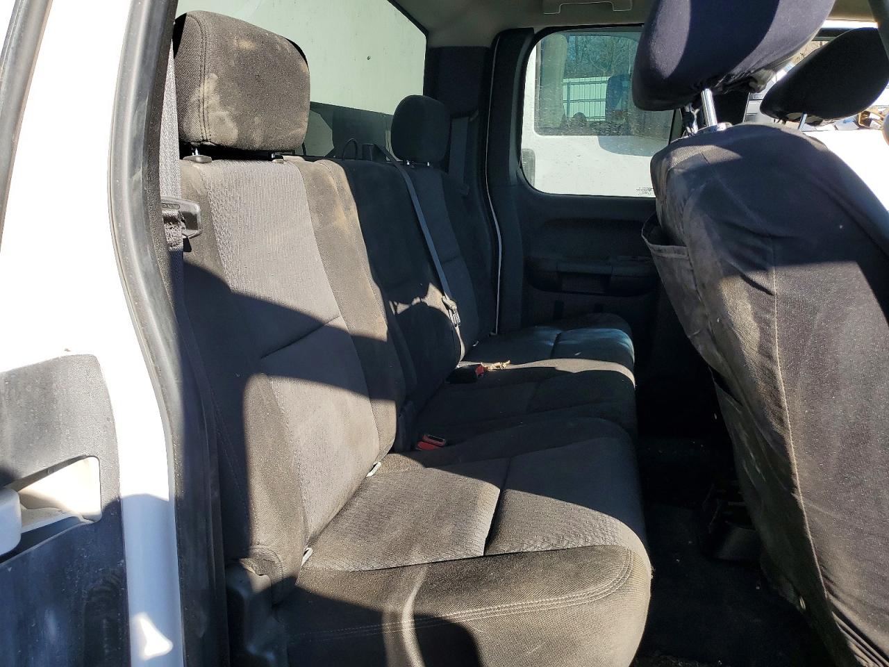 2010 CHEV SILVERADO K3500 LT photo 10