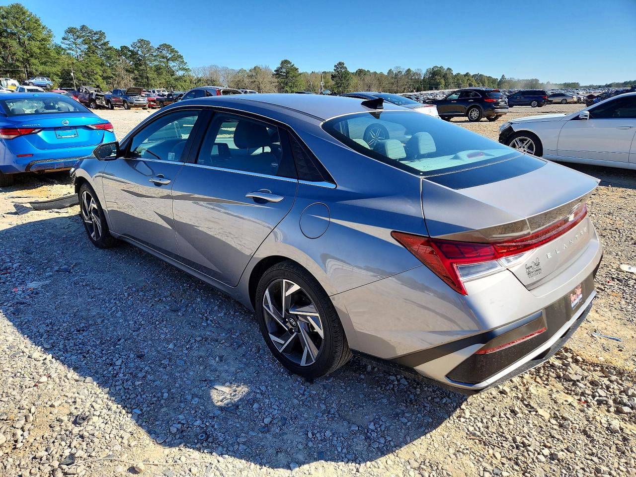 2024 HYUNDAI ELANTRA SEL photo 4