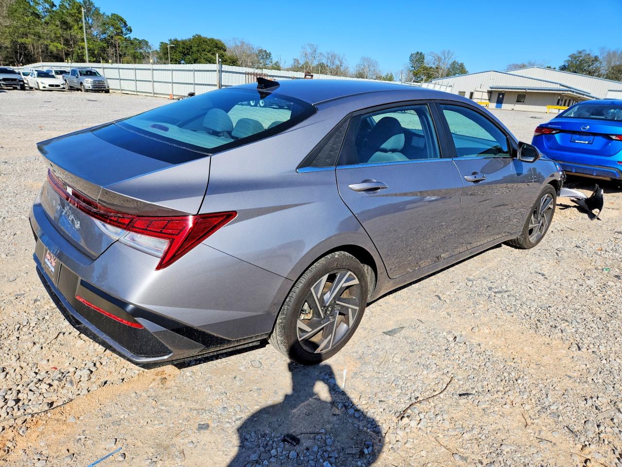 2024 HYUNDAI ELANTRA SEL photo 7