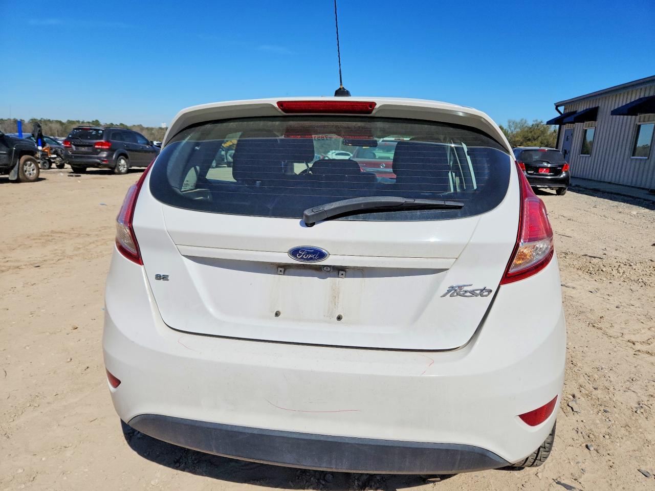 2019 FORD FIESTA SE photo 6