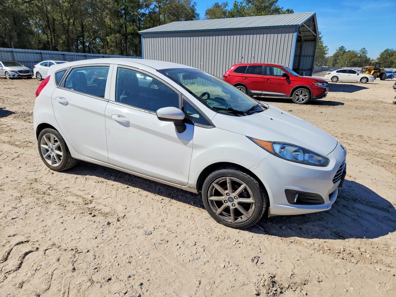 2019 FORD FIESTA SE photo 4