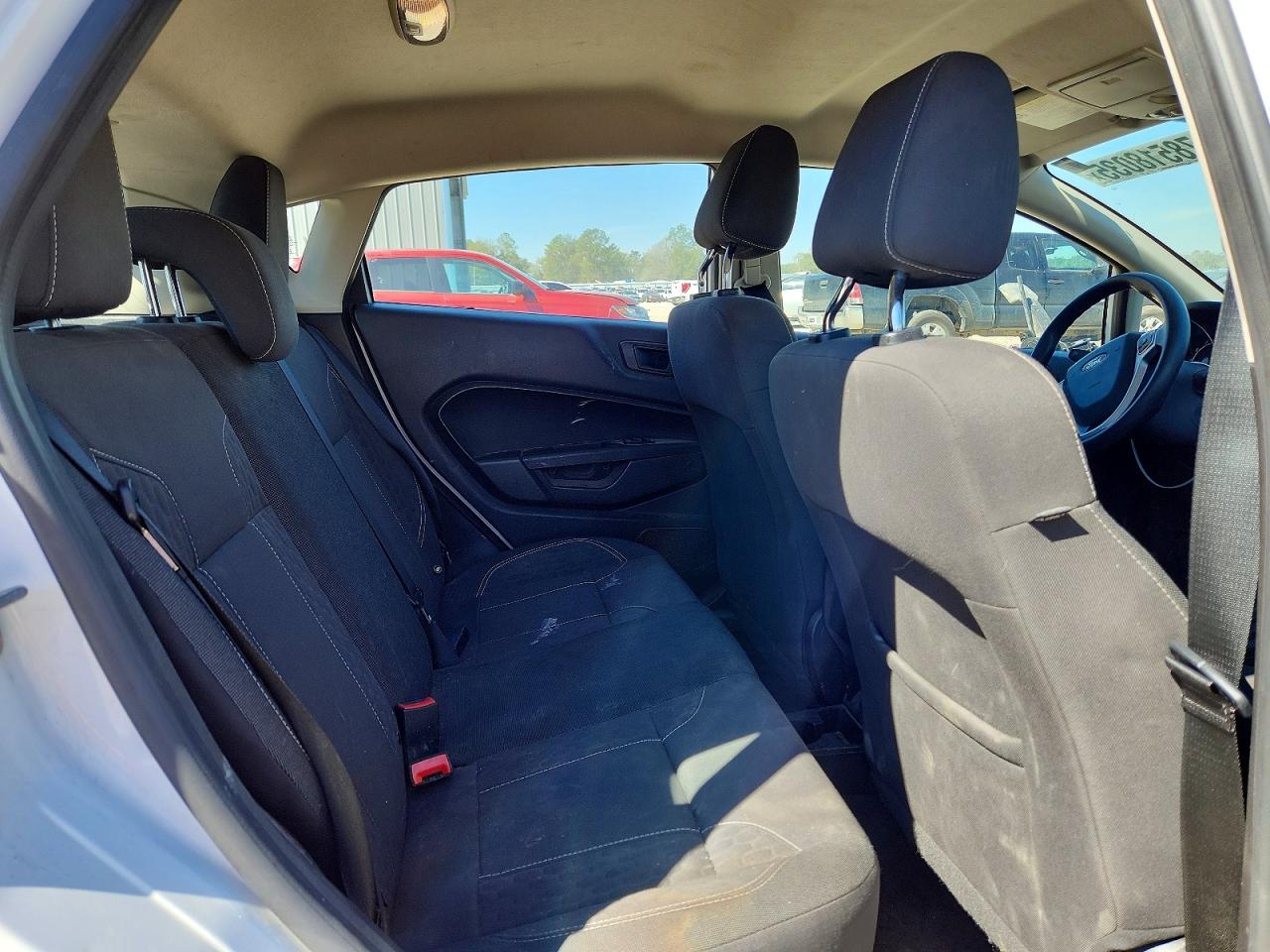 2019 FORD FIESTA SE photo 10