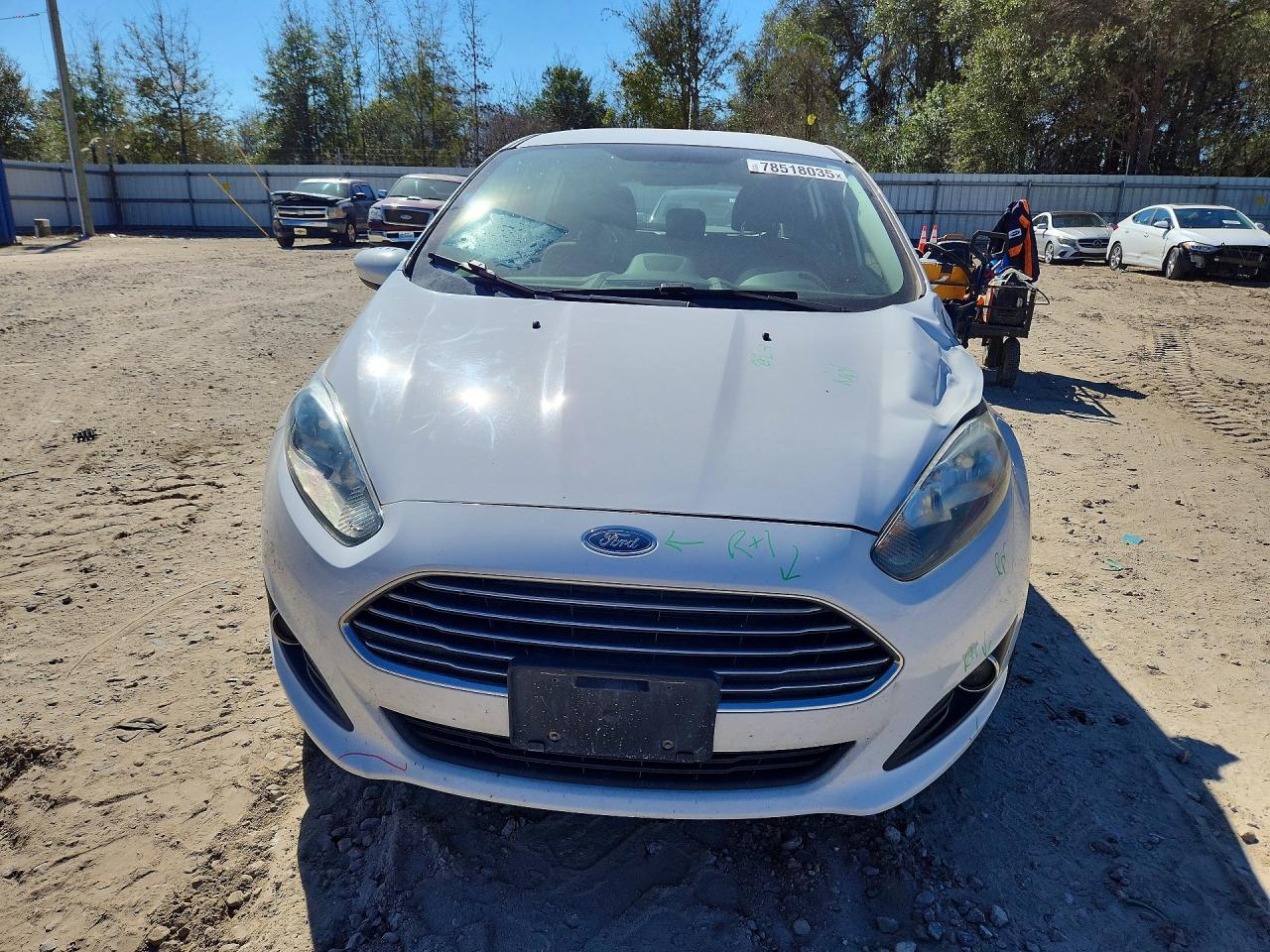 2019 FORD FIESTA SE photo 5