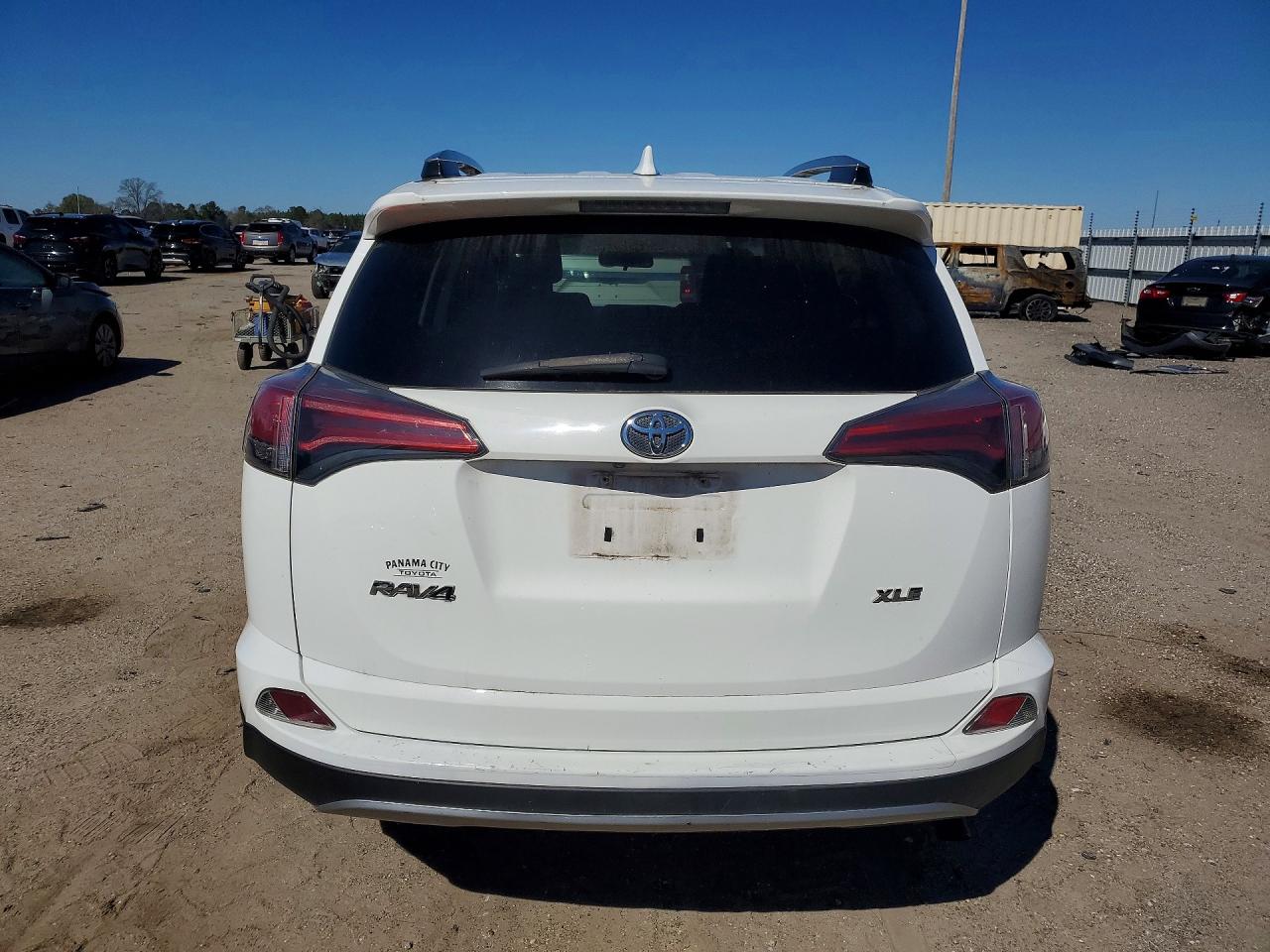 2018 TOYOTA RAV4 ADVENTURE photo 16