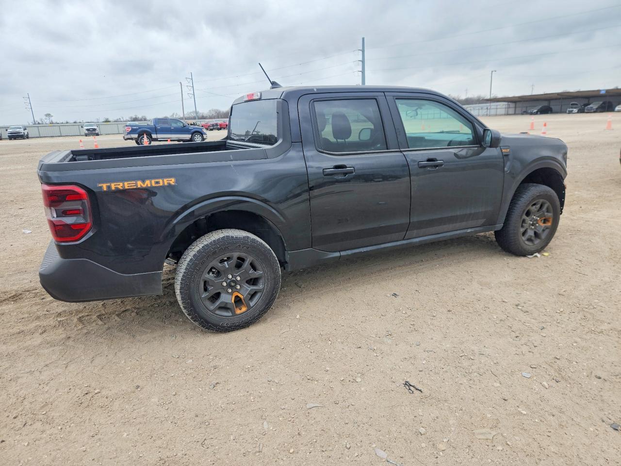 2024 FORD MAVERICK XLT TREMOR photo 3
