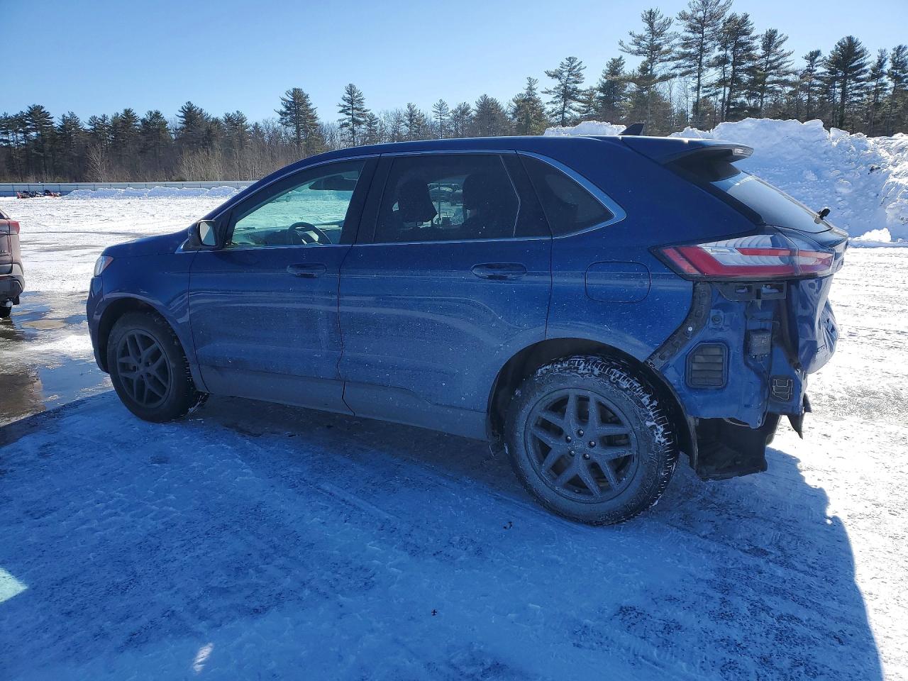 2024 FORD EDGE SEL photo 3