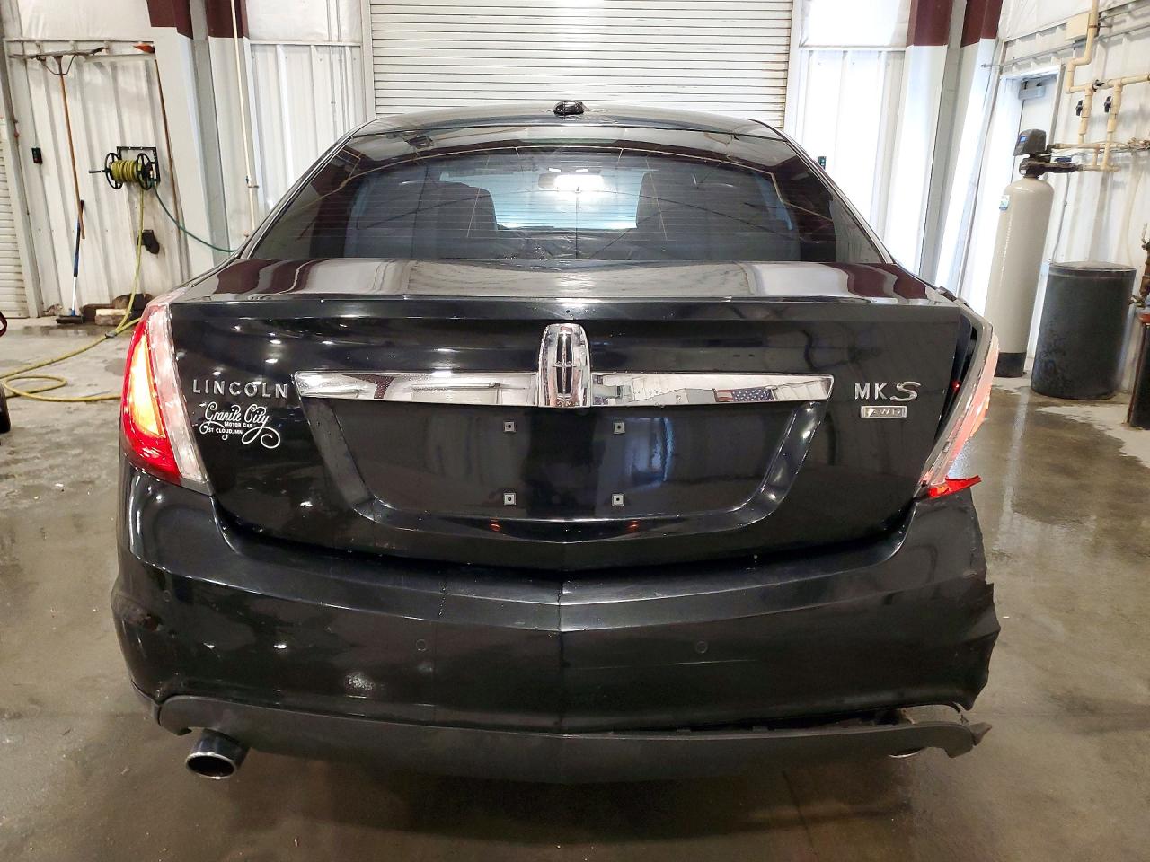 2009 LINCOLN MKS photo 6