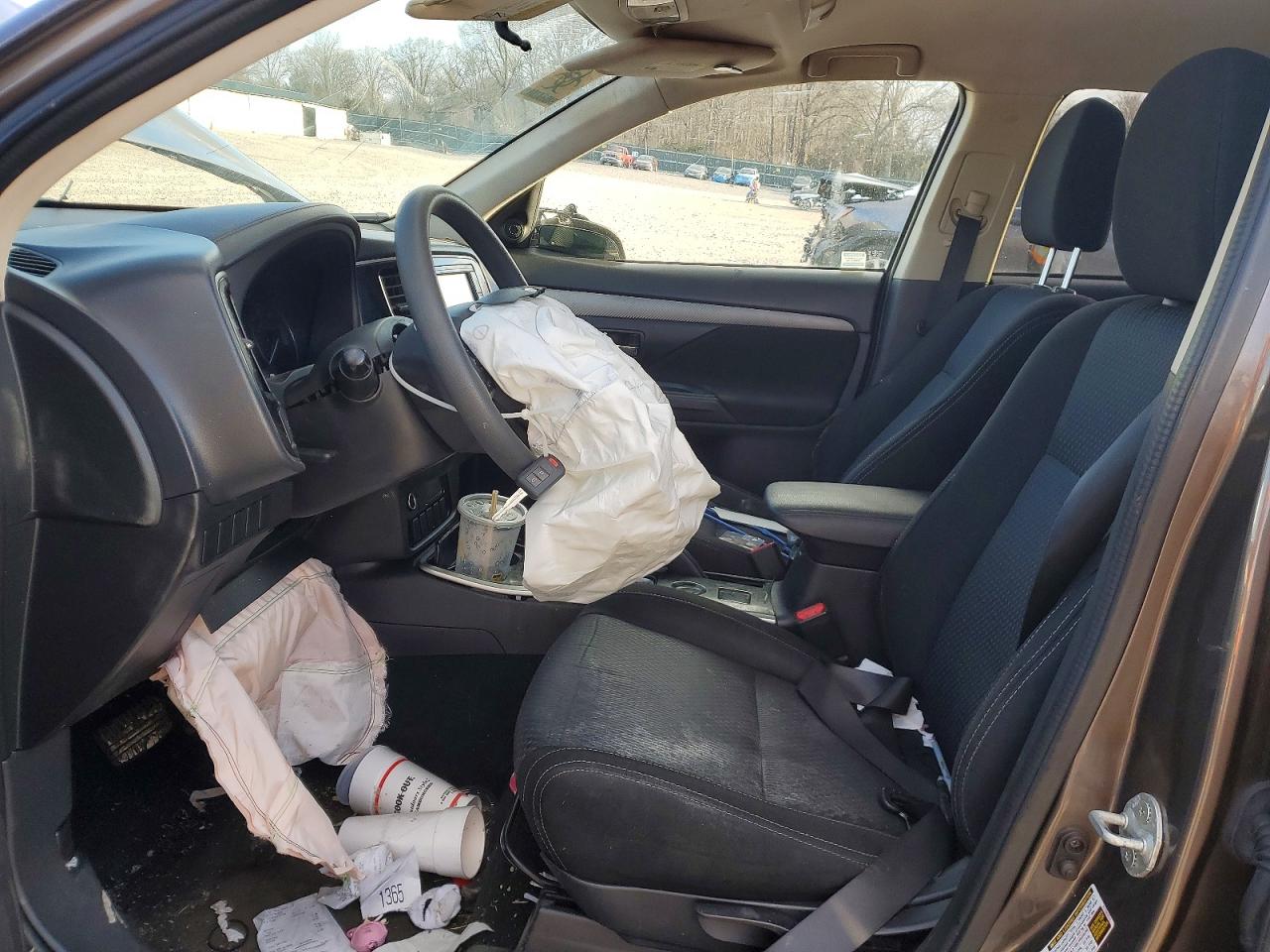 2018 MITSUBISHI OUTLANDER ES photo 13