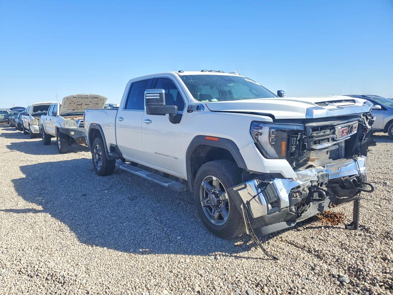 2025 GMC SIERRA K2500 SLT photo 4