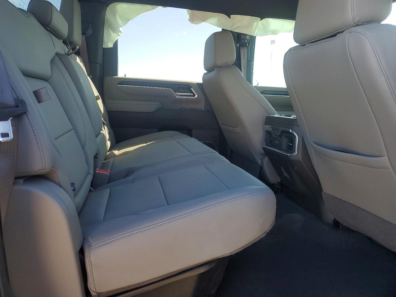 2025 GMC SIERRA K2500 SLT photo 10