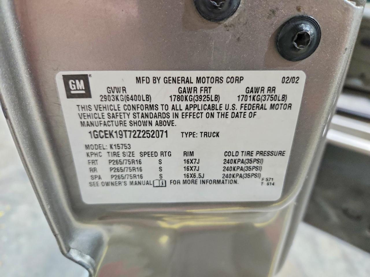 2002 CHEVROLET SILVERADO K1500 photo 12