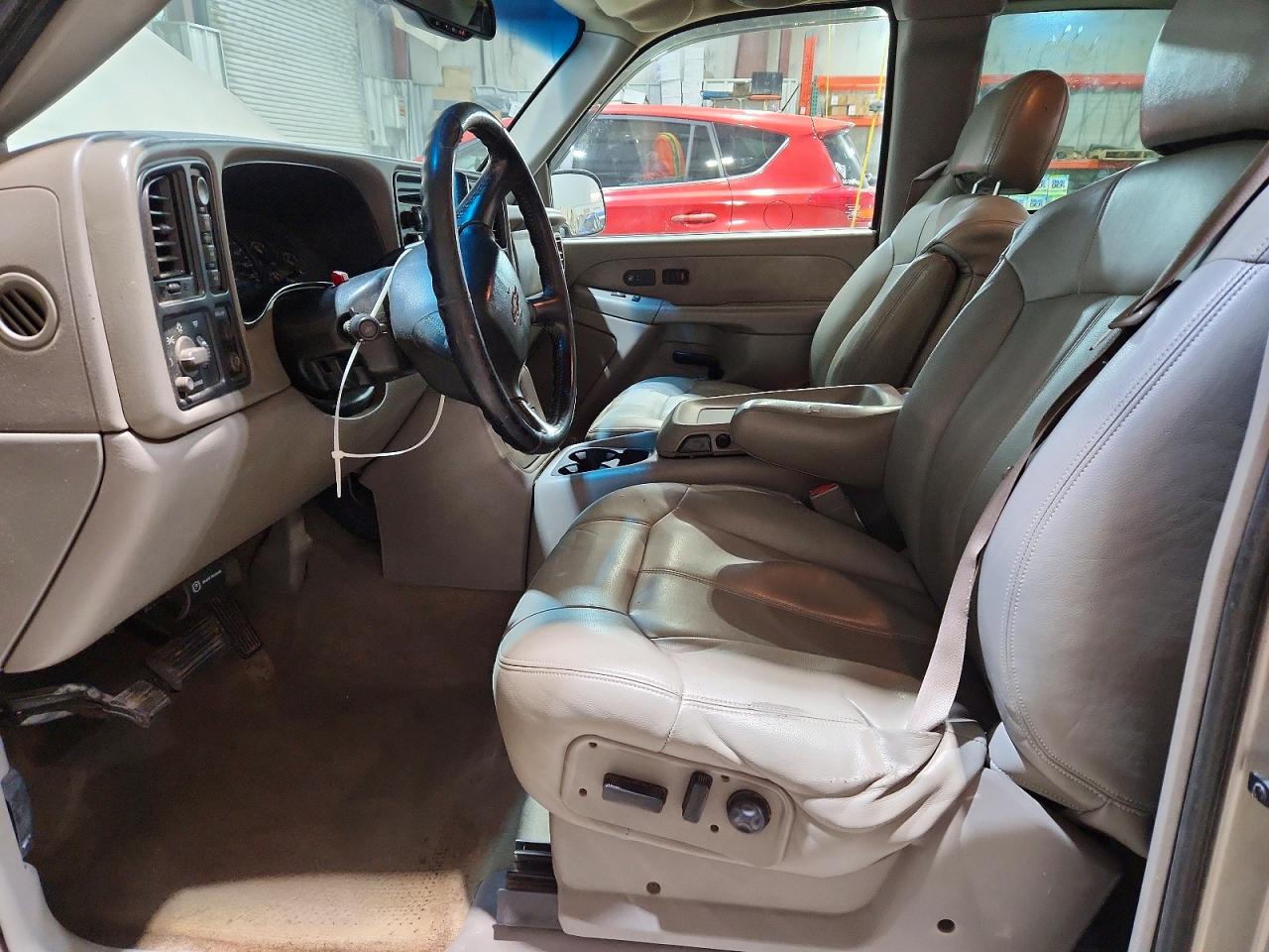 2002 CHEVROLET SILVERADO K1500 photo 7
