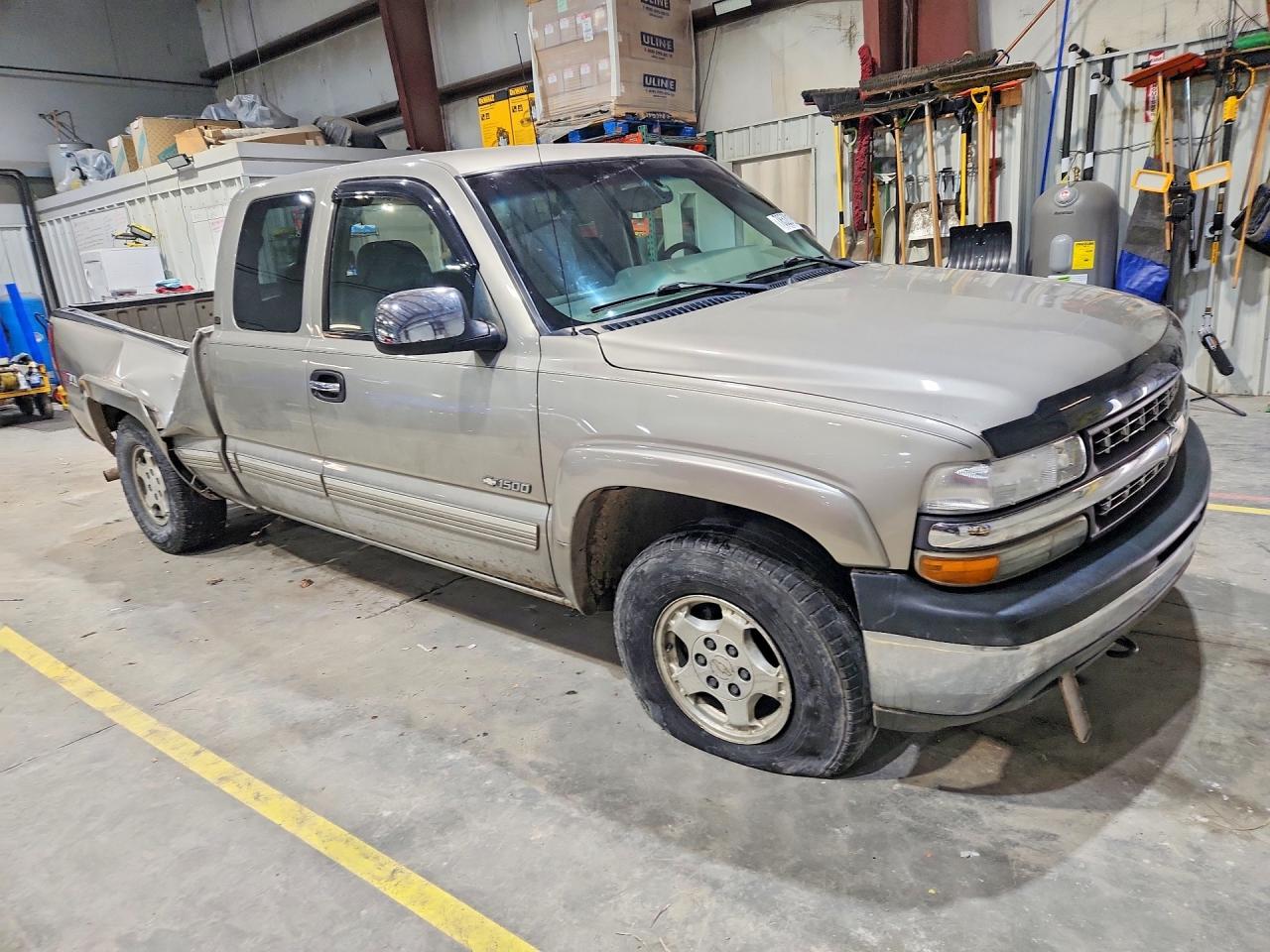 2002 CHEVROLET SILVERADO K1500 photo 4