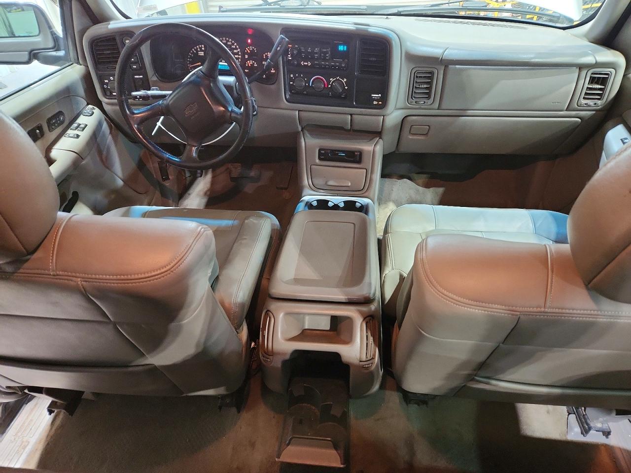 2002 CHEVROLET SILVERADO K1500 photo 8