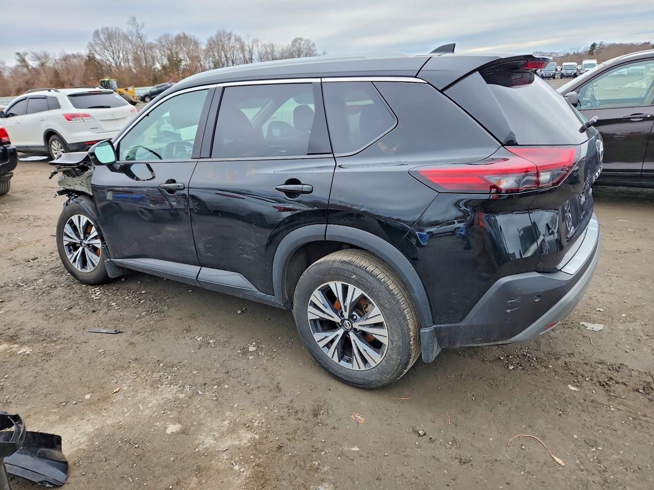 2021 NISSAN ROGUE SV photo 3
