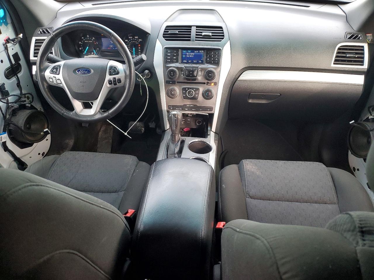2014 FORD EXPLORER XLT photo 8
