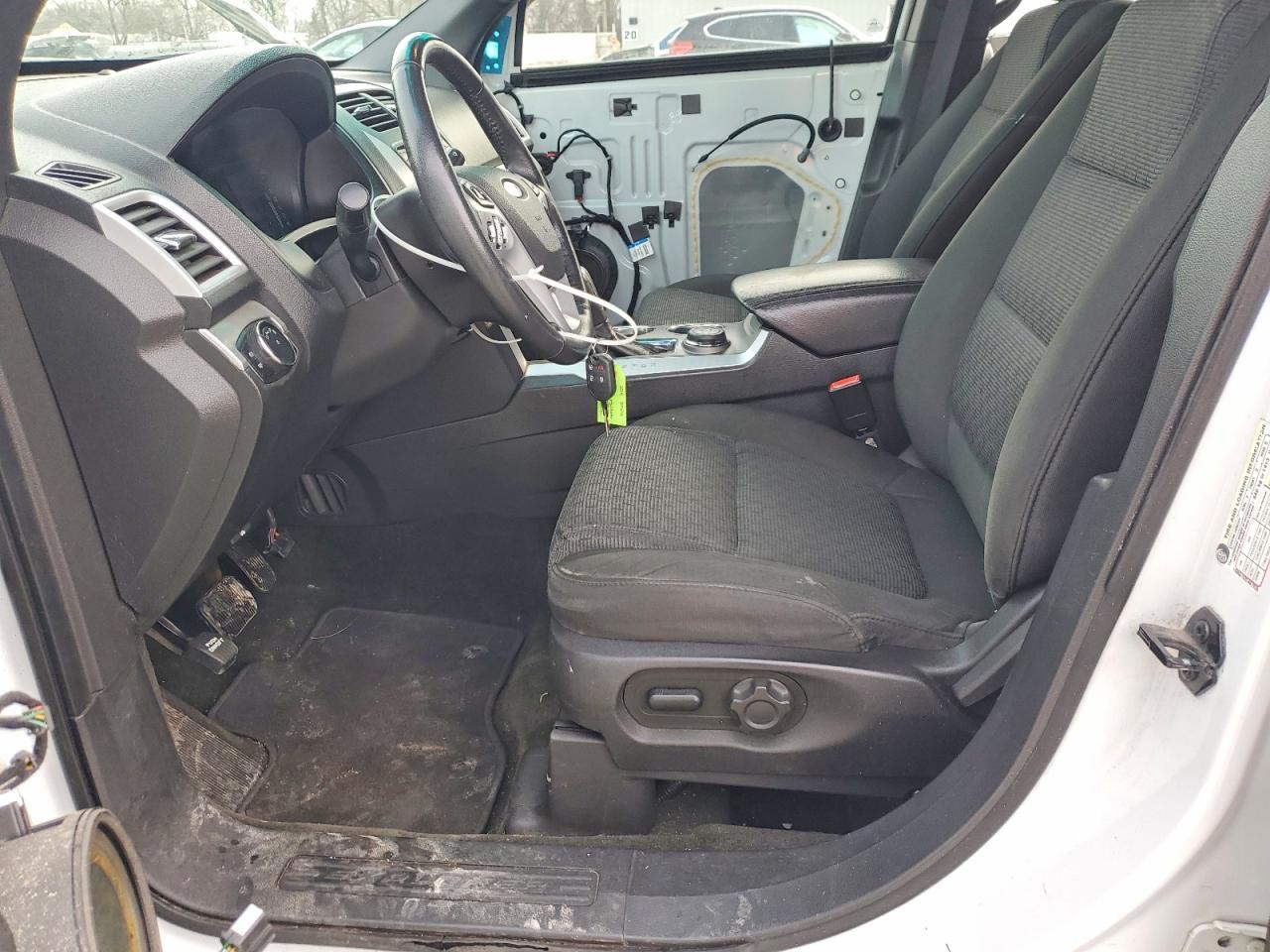 2014 FORD EXPLORER XLT photo 7