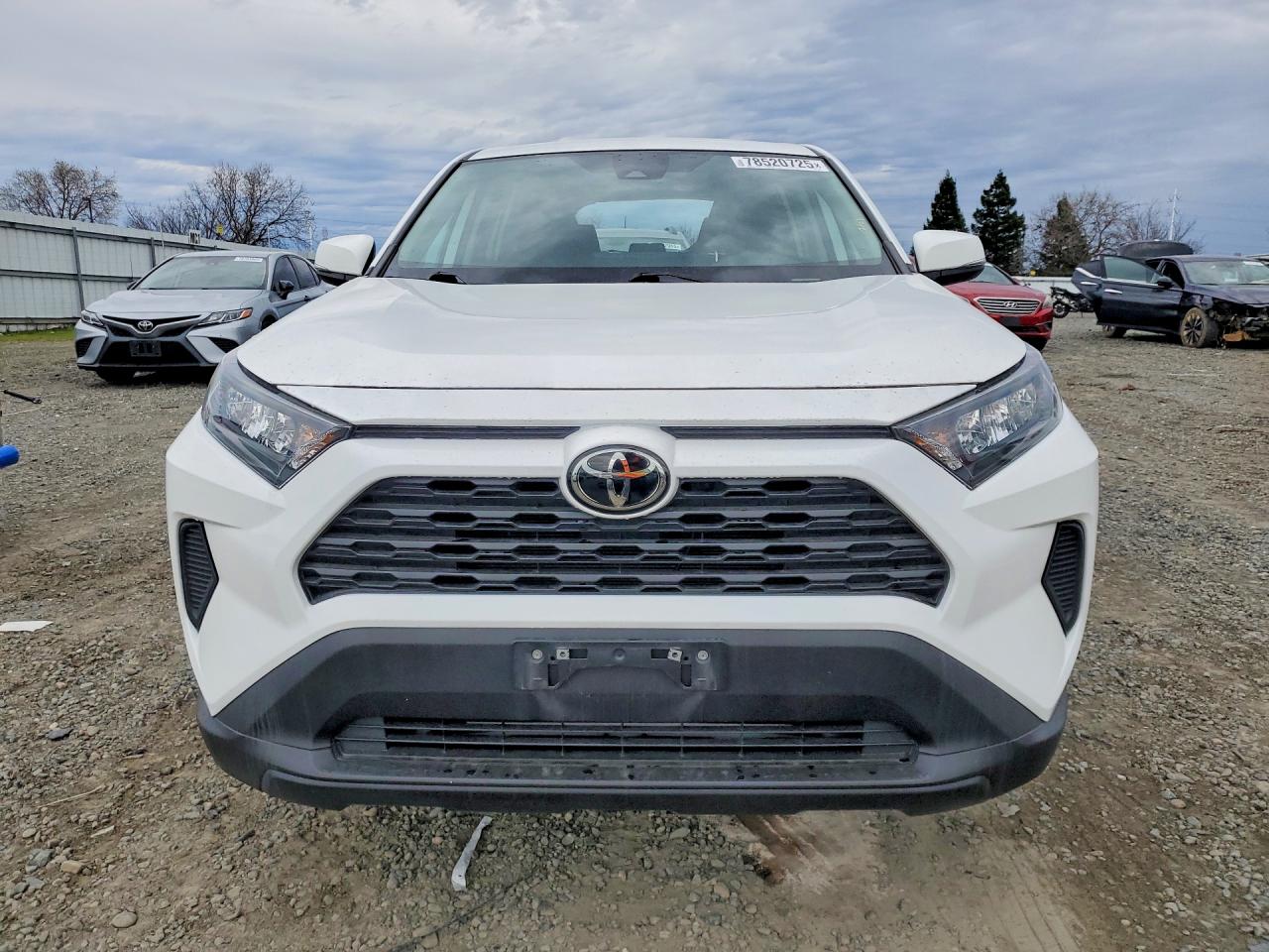 2022 TOYOTA RAV4 LE photo 9