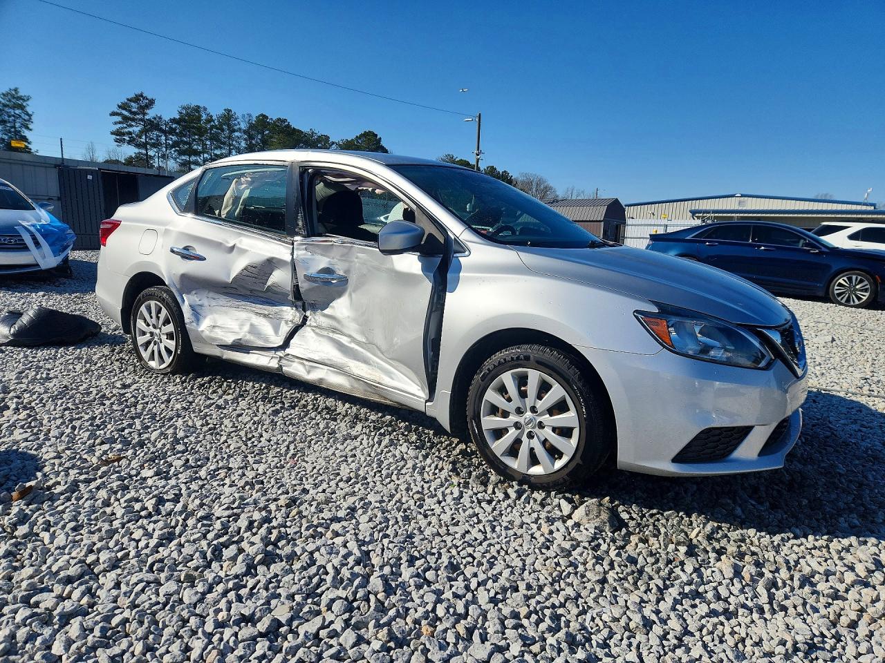 2018 NISSAN SENTRA S photo 4
