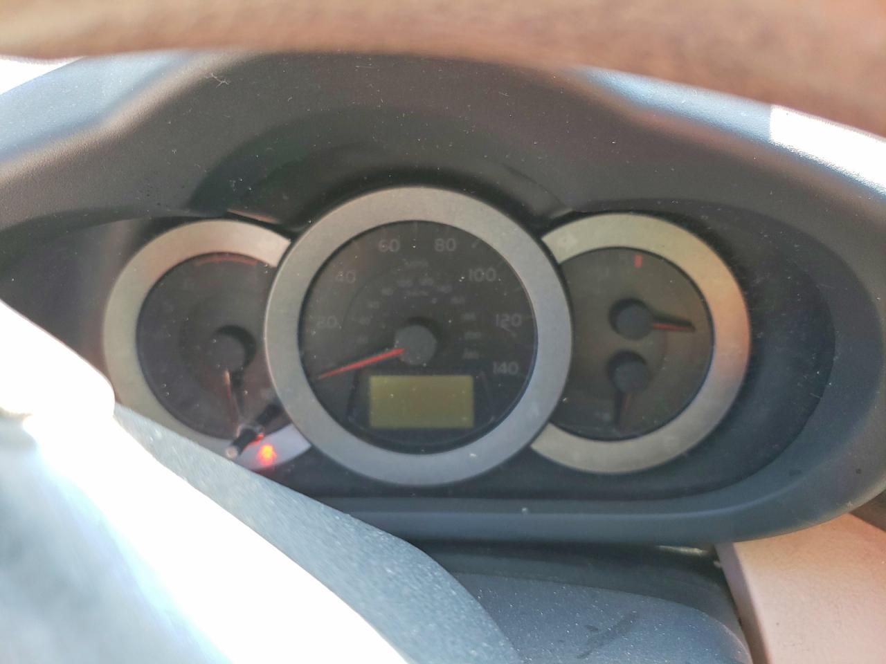 2011 TOYOTA RAV4 BASE photo 17