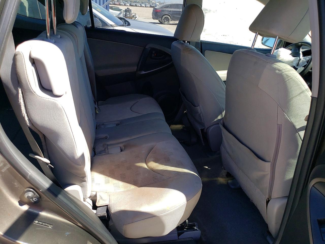 2011 TOYOTA RAV4 BASE photo 21