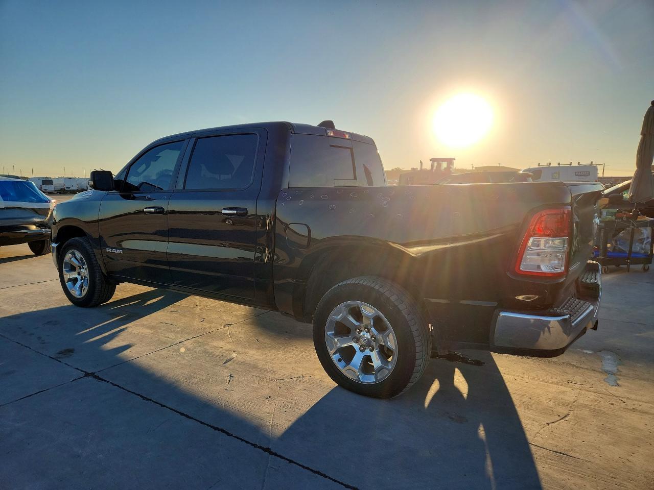 2019 RAM 1500 BIG HORN photo 4