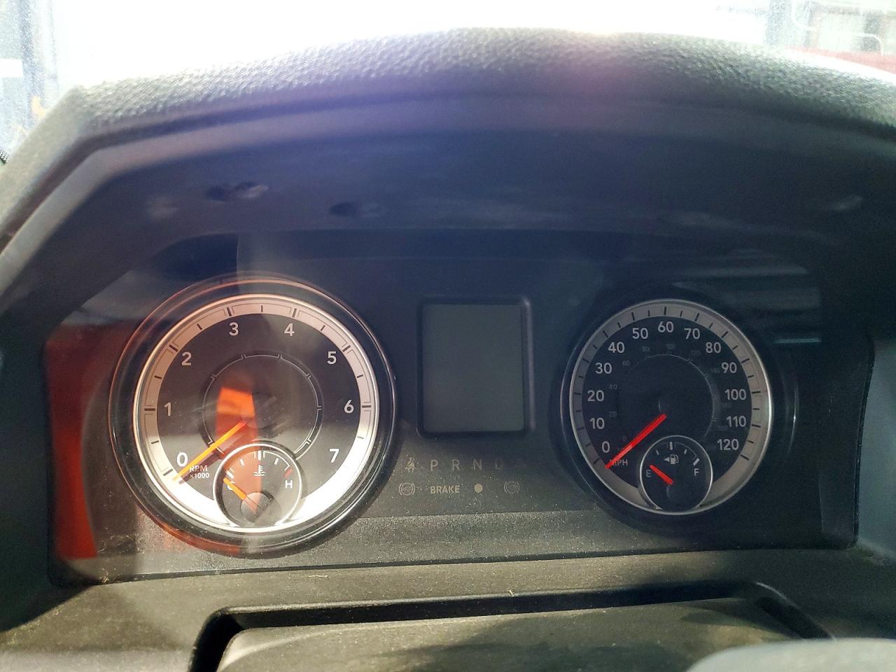 2021 RAM 1500 CLASSIC TRADESMAN photo 9