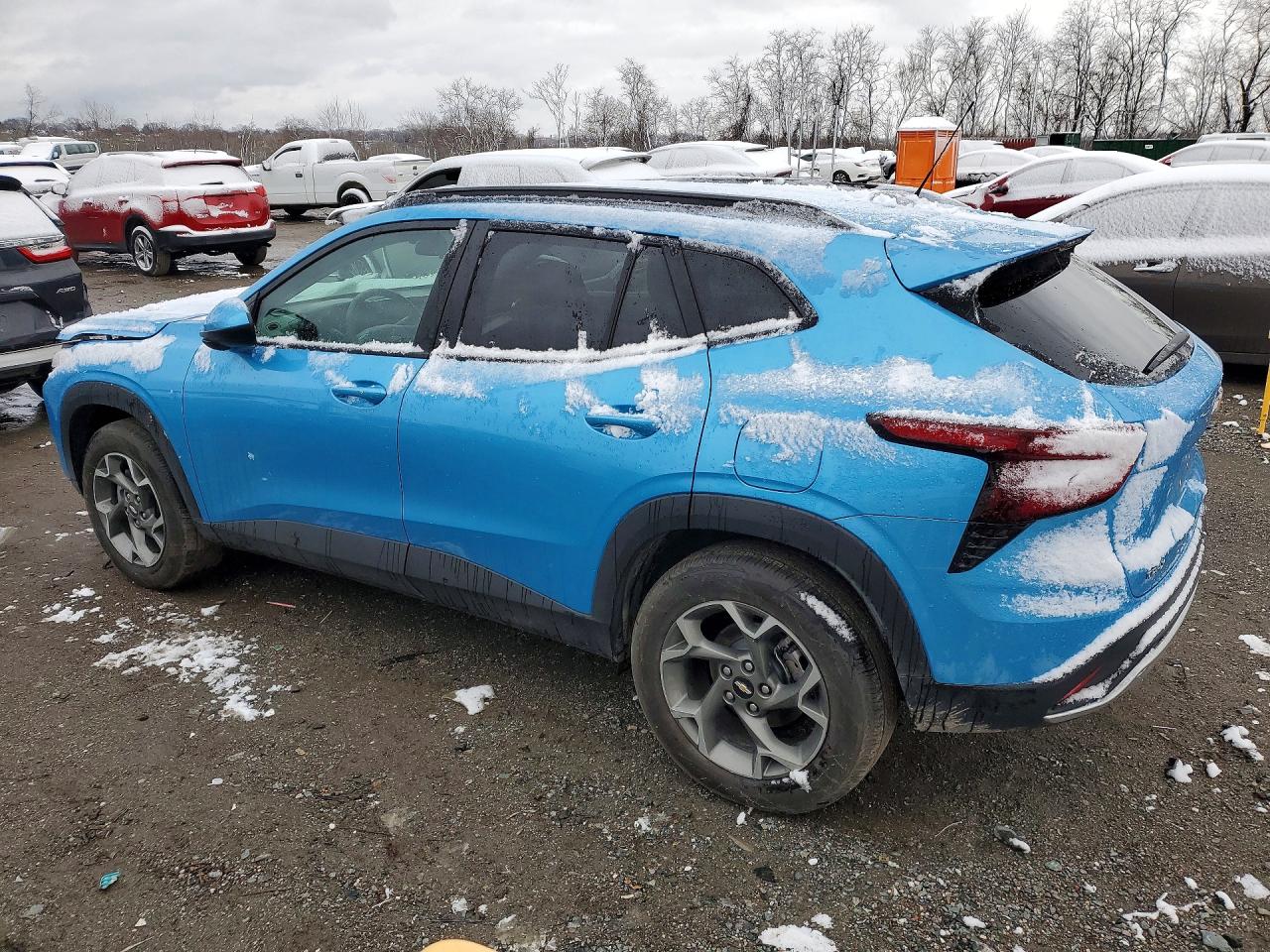 2025 CHEVROLET TRAX 1LT photo 4