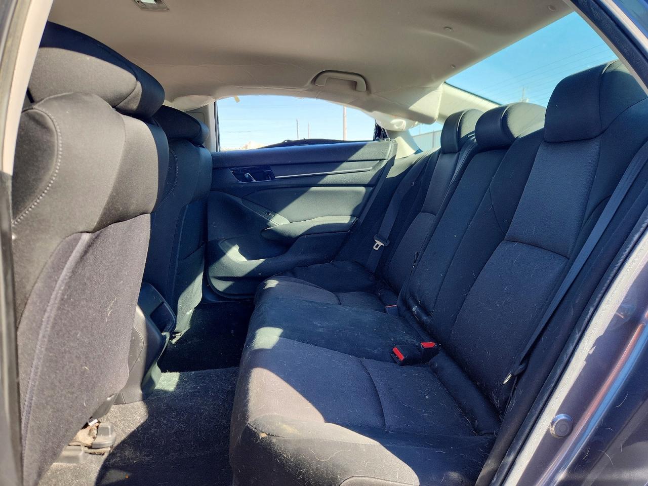 2020 HONDA ACCORD LX photo 10