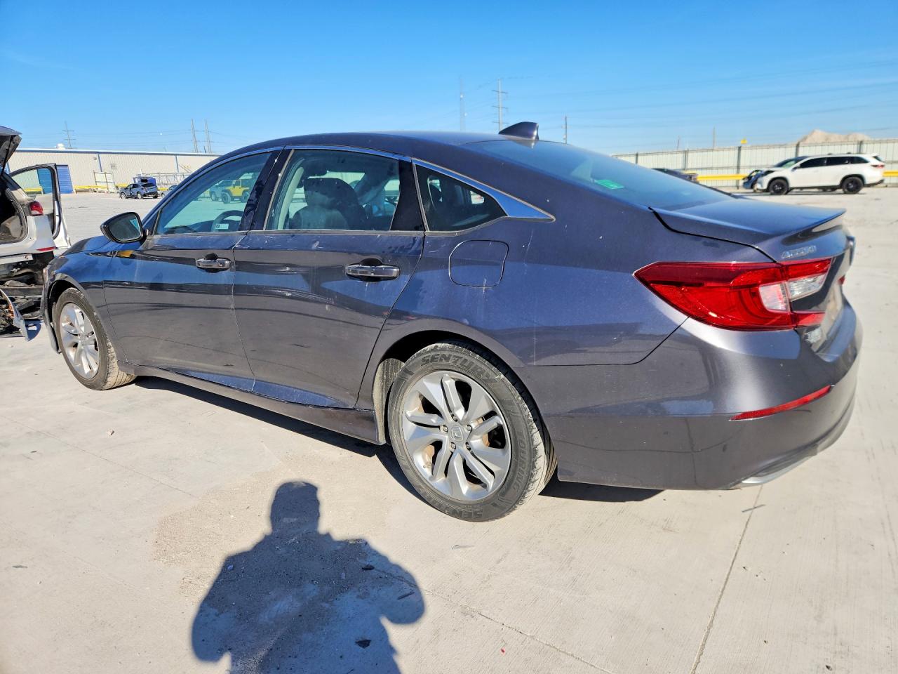 2020 HONDA ACCORD LX photo 2