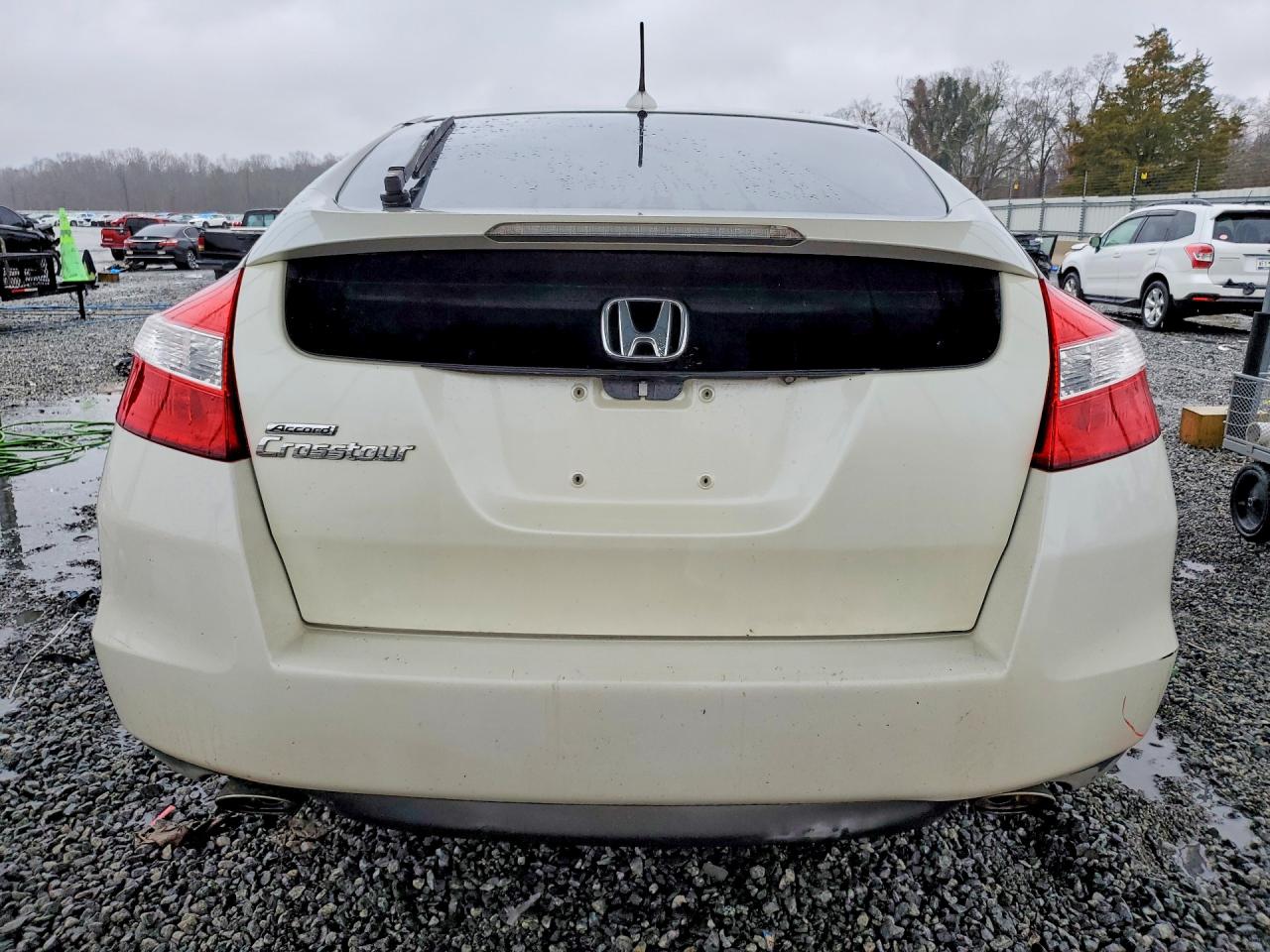 2011 HONDA ACCORD photo 6