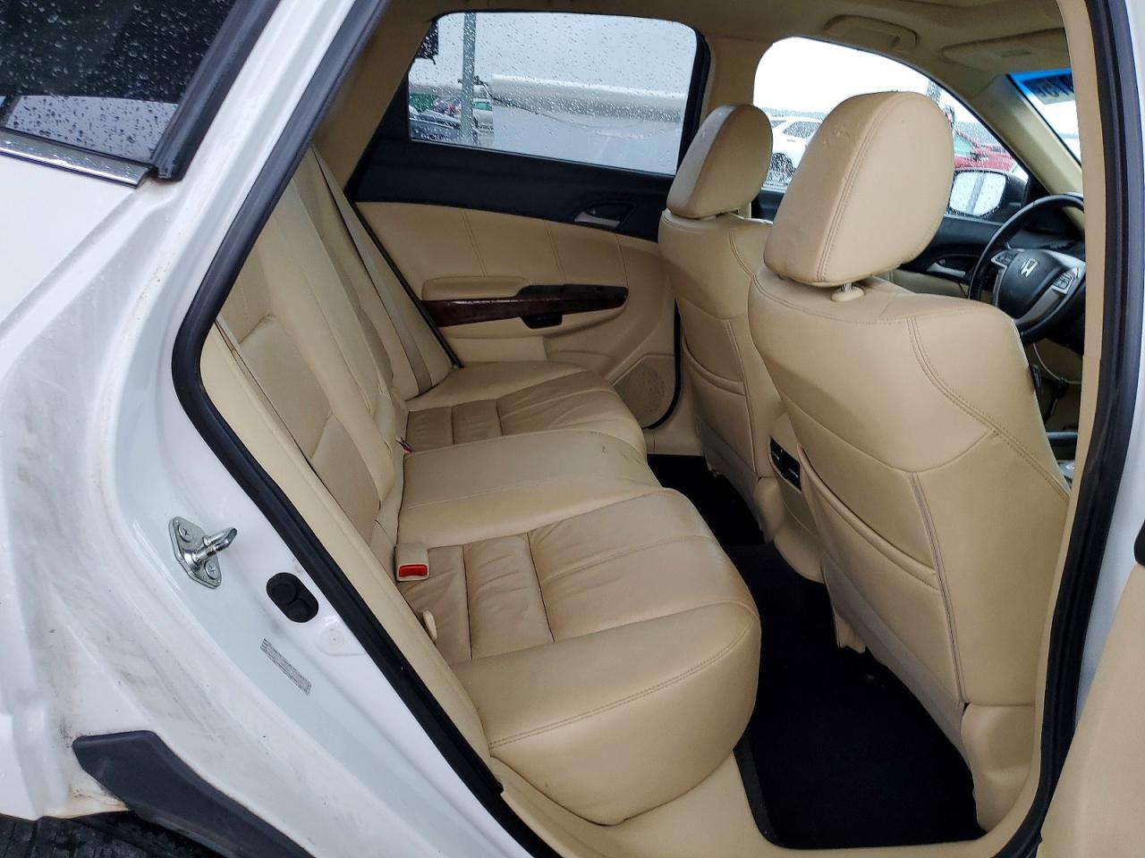 2011 HONDA ACCORD photo 10