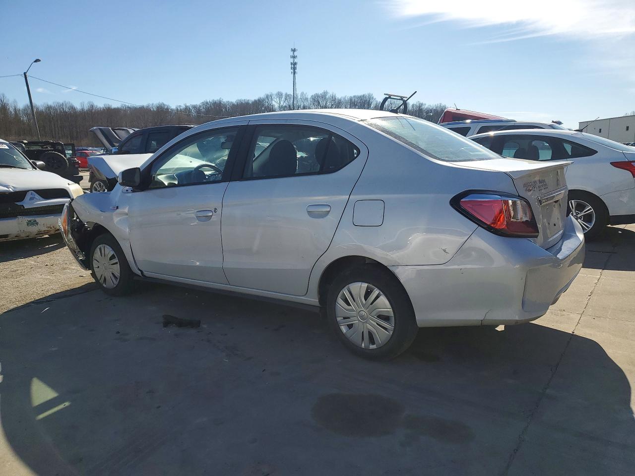 2024 MITSUBISHI MIRAGE G4 ES photo 3