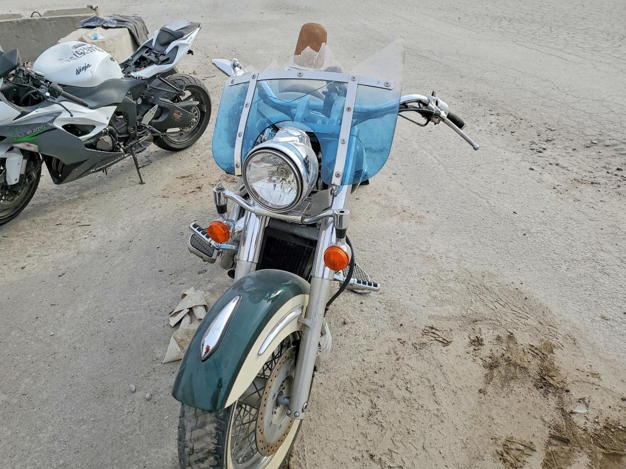 1998 HONDA VT1100 C3 photo 2