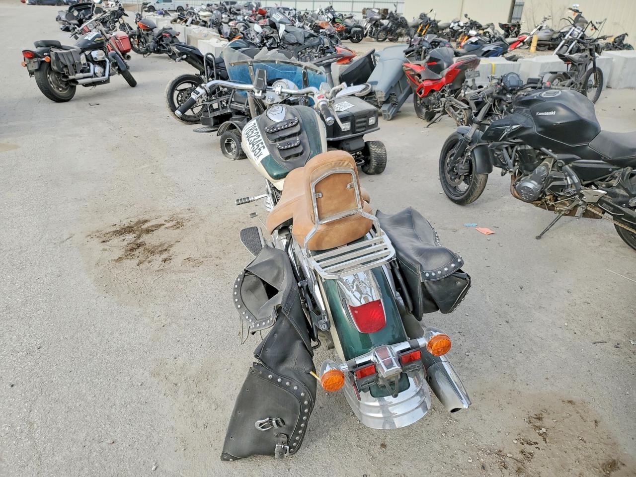 1998 HONDA VT1100 C3 photo 4