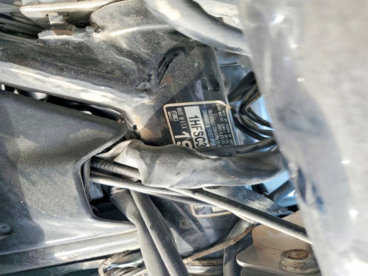1998 HONDA VT1100 C3 photo 8